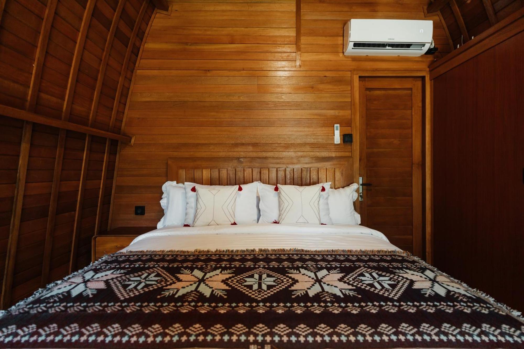 Maha Villa Kelating Krambitan Экстерьер фото